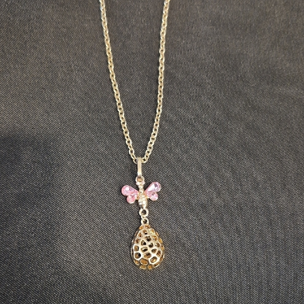 Mary Kay "You Can Do It" Elegant Gold Pink Butterfly Pendant Necklace